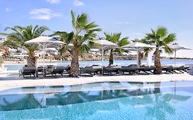 Petinos Beach Hotel  4*